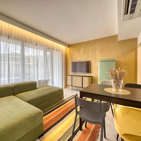 Aparthotel Goldfinger + 3*