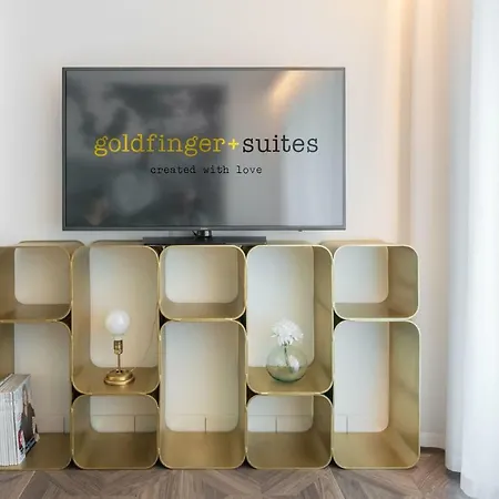 Goldfinger + Aparthotel